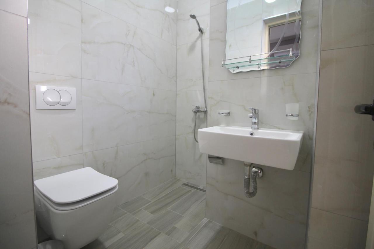 Vision 4 Ksamil Villa Apartments And Rooms Exterior foto