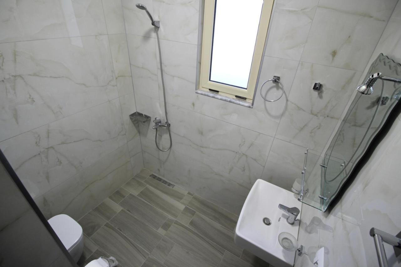 Vision 4 Ksamil Villa Apartments And Rooms Exterior foto
