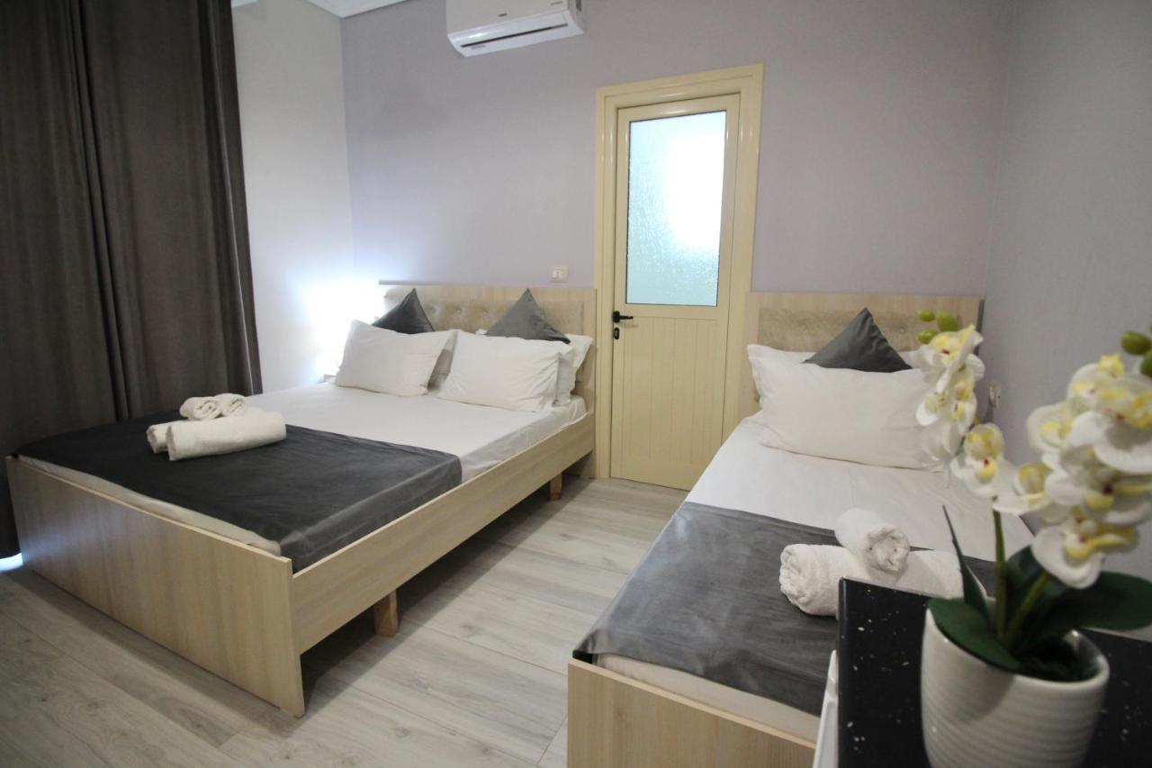Vision 4 Ksamil Villa Apartments And Rooms Exterior foto