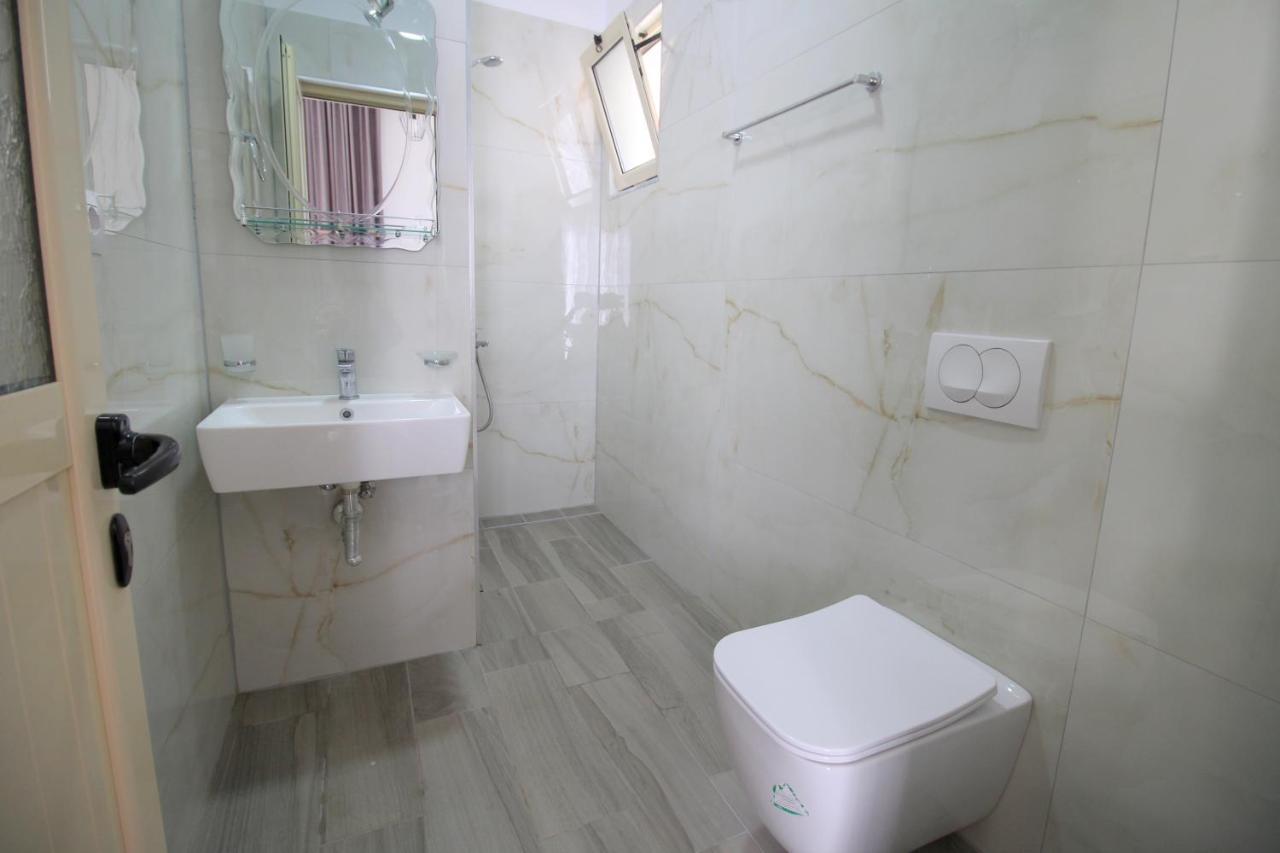 Vision 4 Ksamil Villa Apartments And Rooms Exterior foto