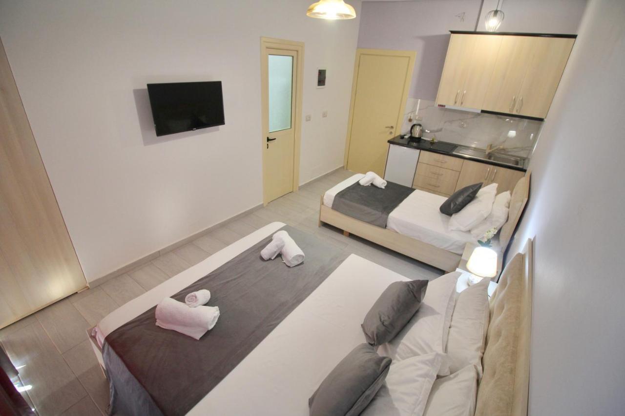 Vision 4 Ksamil Villa Apartments And Rooms Exterior foto